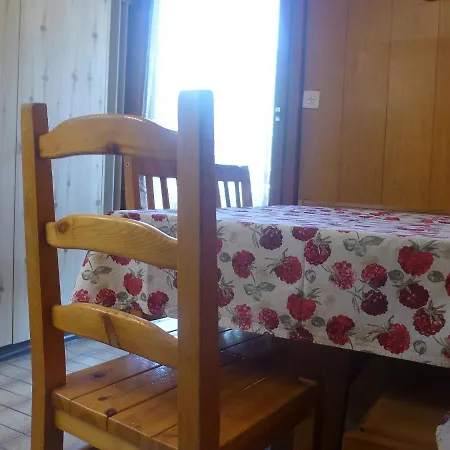 Diana شقة زيرمات